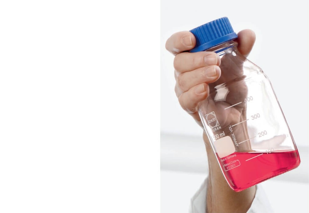 Duran threaded laboratory bottles
